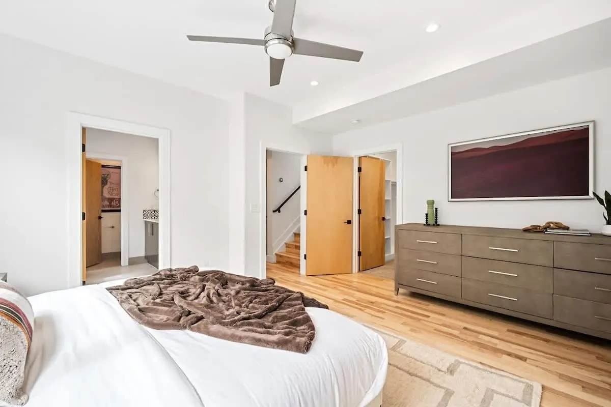 3Br Luxury Lohi Townhome Rooftop Views Sleeps 6 Family Denver