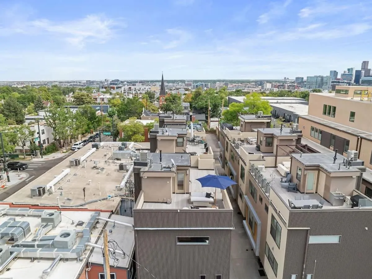 3Br Luxury Lohi Townhome Rooftop Views Sleeps 6 Family Denver
