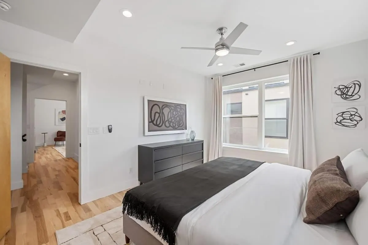 3Br Luxury Lohi Townhome Rooftop Views Sleeps 6 Family Denver