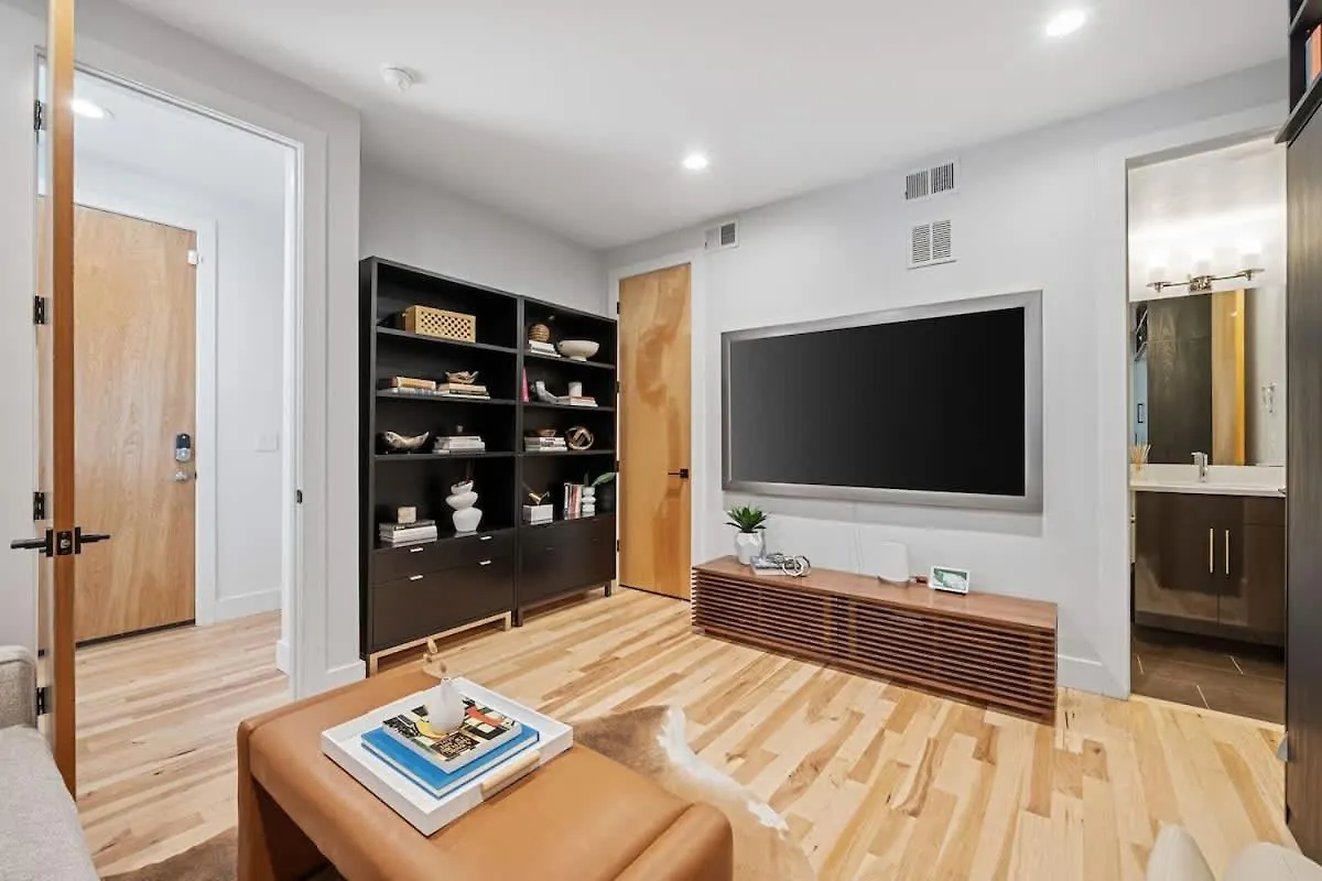 3Br Luxury Lohi Townhome Rooftop Views Sleeps 6 Family Denver United States